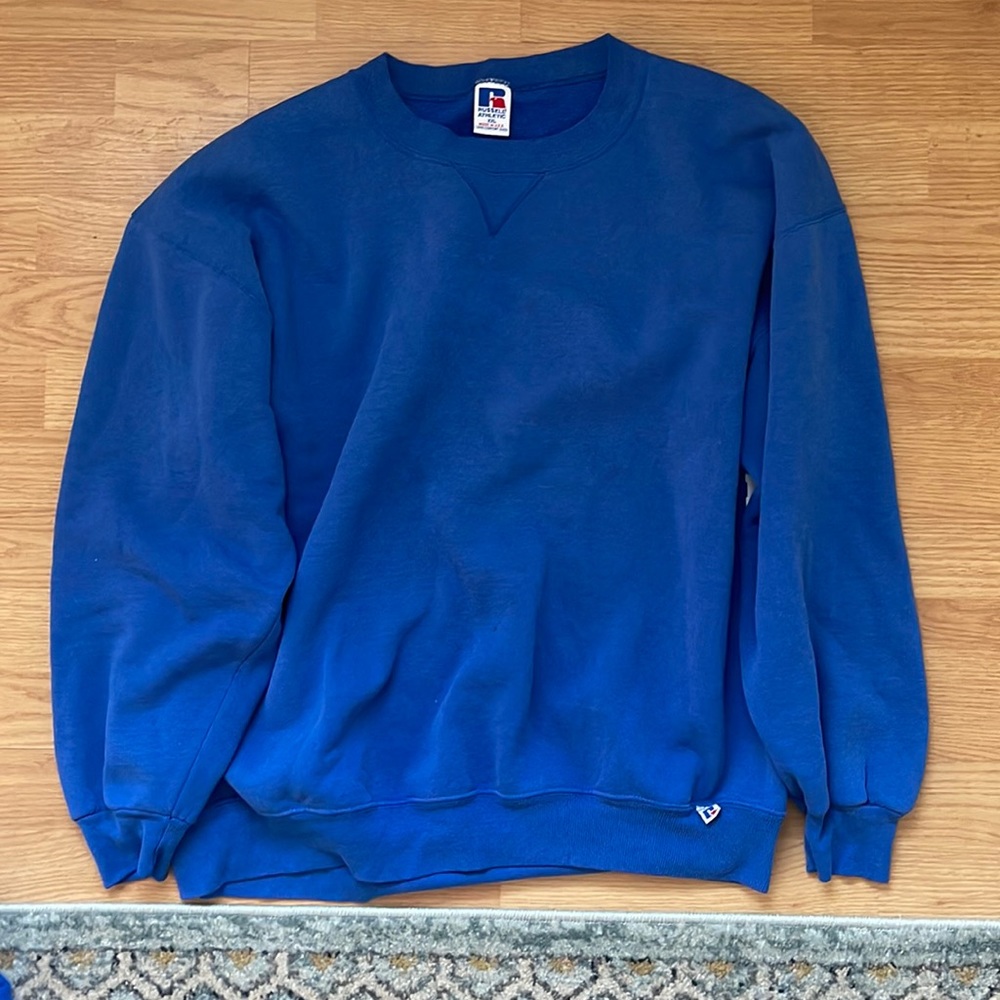 VINTAGE RUSSELL CREWNECK